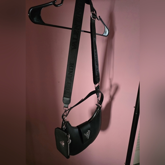 Valentino Orlandi Black Crescent Shoulder And/Or Crossbody W/Attached Coin Purse - Picture 2 of 9